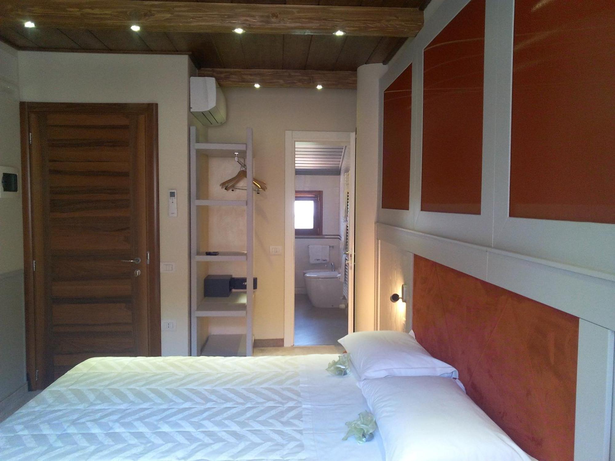 Albergo Diffuso - Il Poggetto Tra Urbino & San Marino Habitación foto